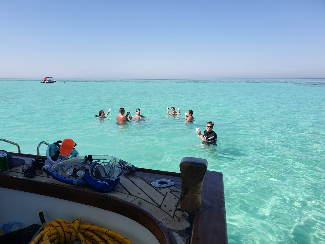 Semi-Private Bayoud Island Boat Trip from Hurghada with Breakfast, Snorkeling & Lunch