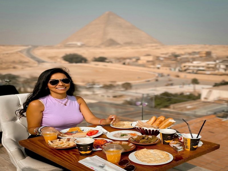 Half Day Trip to the Pyramids of Giza